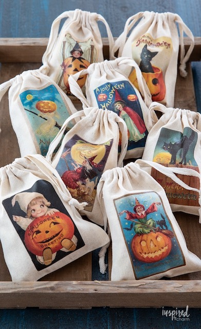 Little vintage inspired treat bags.