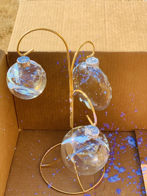 Gilded Ornaments For Christmas: An Easy Tutorial - MY WEATHERED HOME