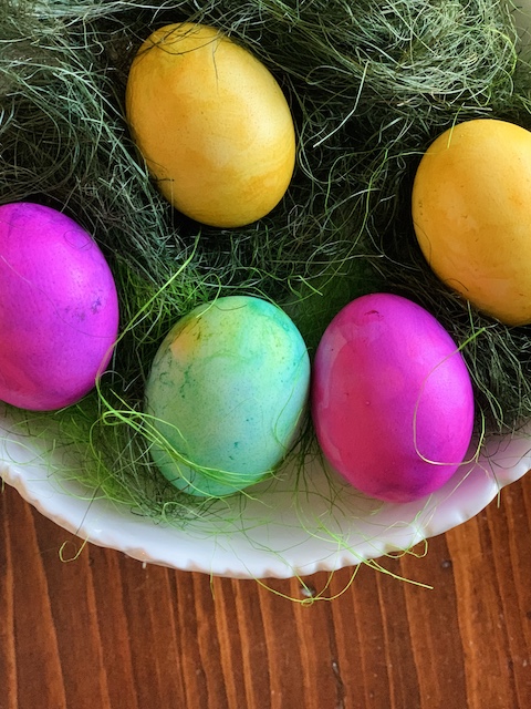 easter eggs died with shaving cream