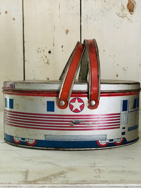 old lunch box