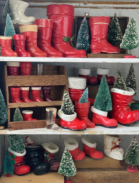 Vintage Santa Boots For Christmas - MY WEATHERED HOME