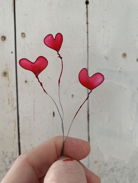 easy wire hearts in my hand