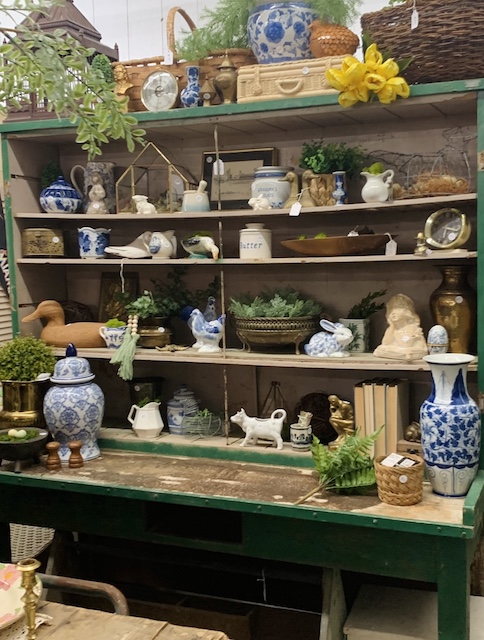 2022 vintage pickin green shelves