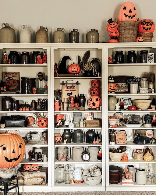 Spooky Vintage Halloween Shelves - 